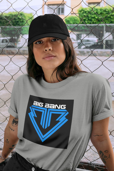 Koszulka z naszywką BIG BANG  logo