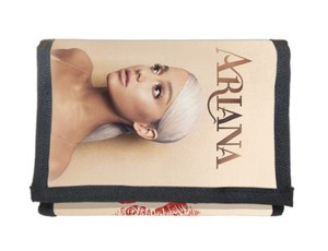 Portfel Ariana Grande