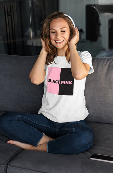 Bluzka damska z naszywką BLACKPINK logo