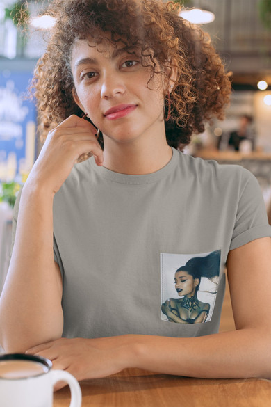 Koszulka z kieszonką ARIANA GRANDE