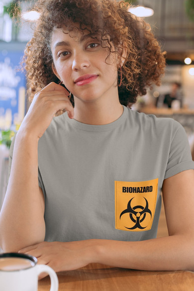 Koszulka z kieszonką Biohazard