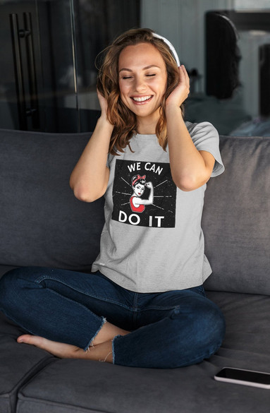 Bluzka damska z naszywką We Can Do It