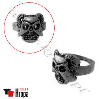 Pierścień CZASZKA - 32 