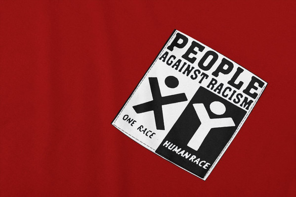 Koszulka z kieszonką  People Against Racism