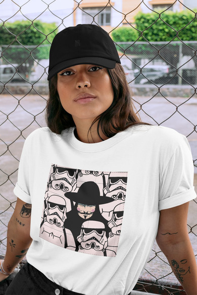 Koszulka z naszywką Anonymous