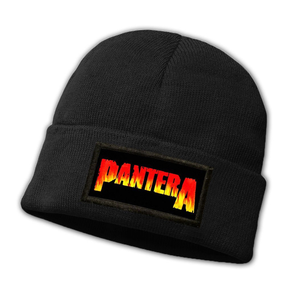 Czapka zimowa z naszywką PANTERA