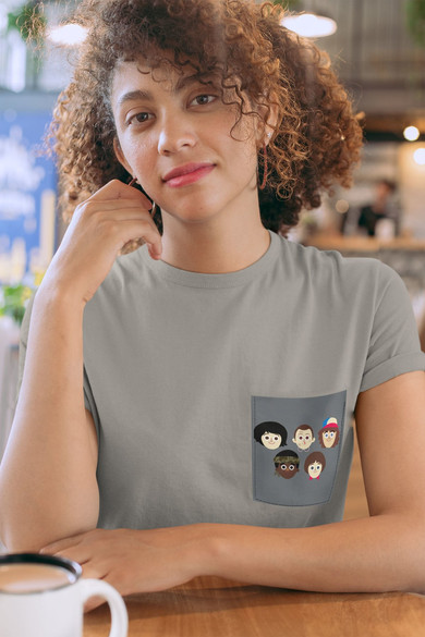 Koszulka z kieszonką STRANGER THINGS