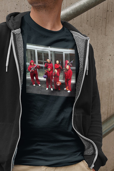 Koszulka z naszywką Dom z papieru 01