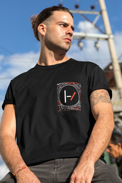 Koszulka z kieszonką TWENTY ONE PILOTS 01