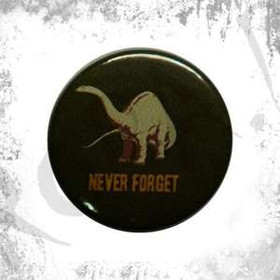 Przypinka Never Forget