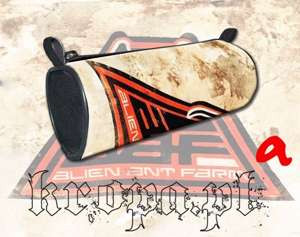 Piórnik szkolny  ALIEN ANT FARM