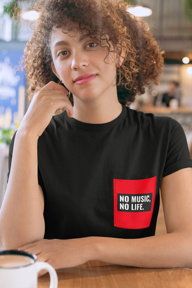 Koszulka z kieszonką NO MUSIC 