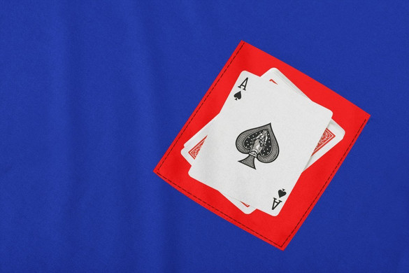 Koszulka z kieszonką KARTY AS