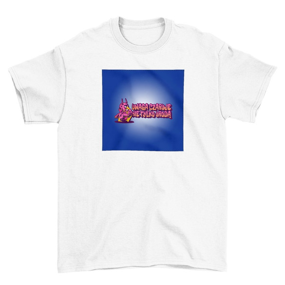 Koszulka z naszywką Uwaga czaruje...