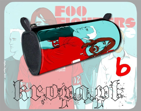  Piórnik szkolny  FOO FIGHTERS