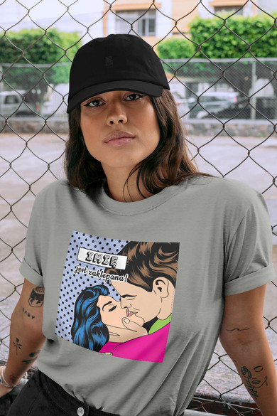 Koszulka z naszywką na Walentynki TWÓJ NAPIS