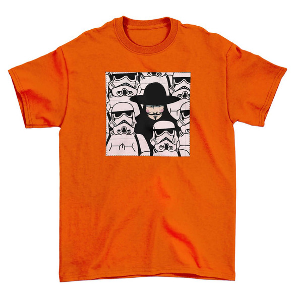 Koszulka z naszywką Anonymous