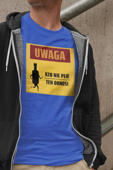 Koszulka z naszywką PRL- kto nie pije...