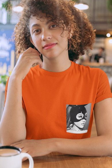 Koszulka z kieszonką ARIANA GRANDE 03