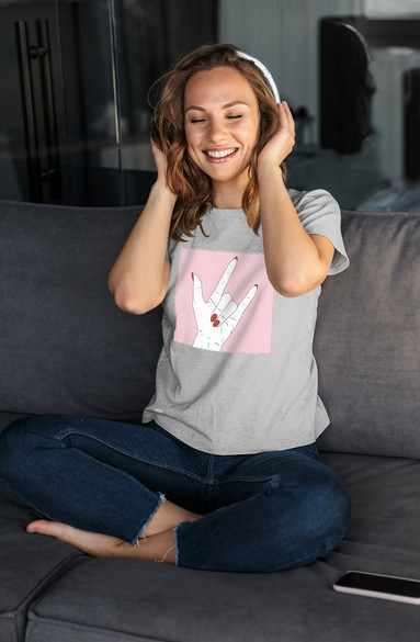 Bluzka damska z naszywką Sweet Metal Gesture