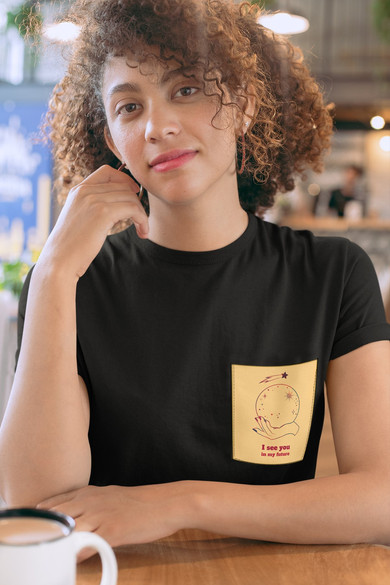 Koszulka z kieszonką I SEE YOU