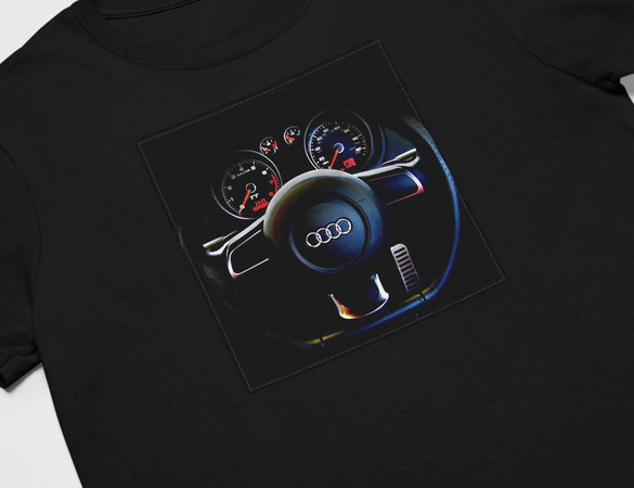 Koszulka z naszywką Audi 01