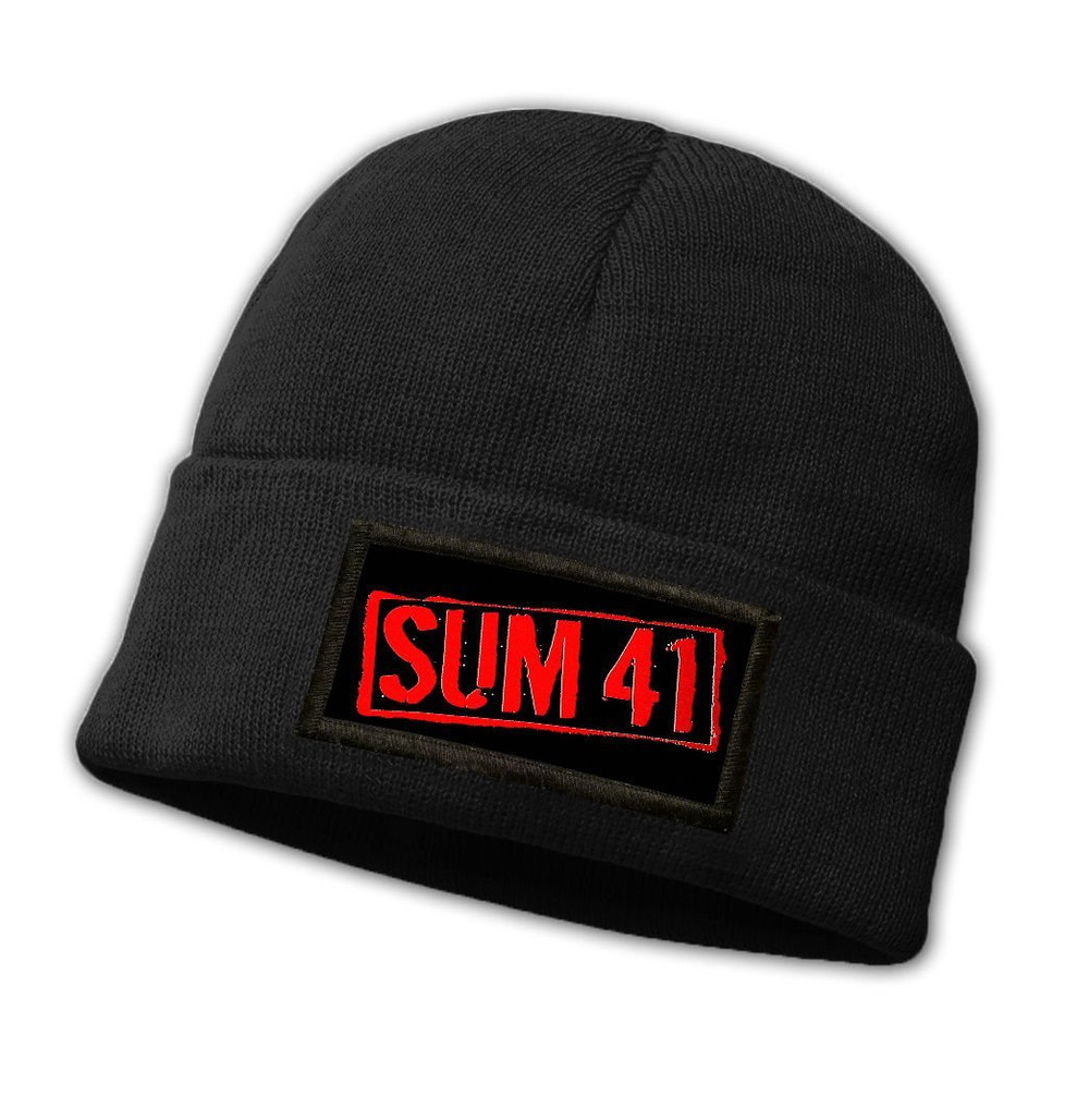 Czapka zimowa z naszywką SUM 41