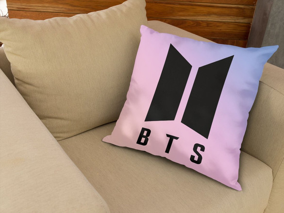 Poduszka BTS LOGO 02