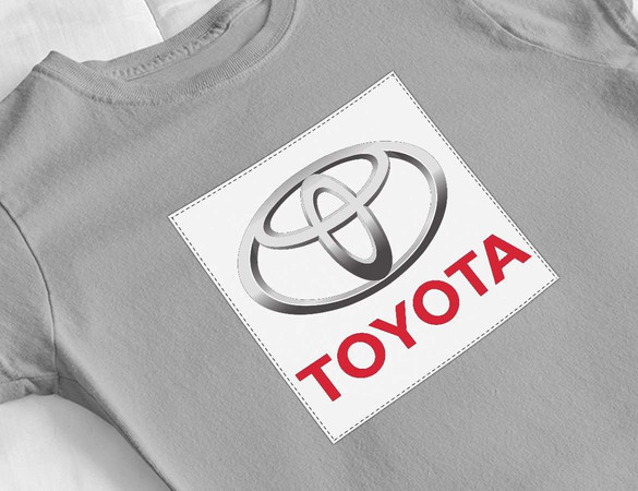 Bluzka damska z naszywką Toyota logo white