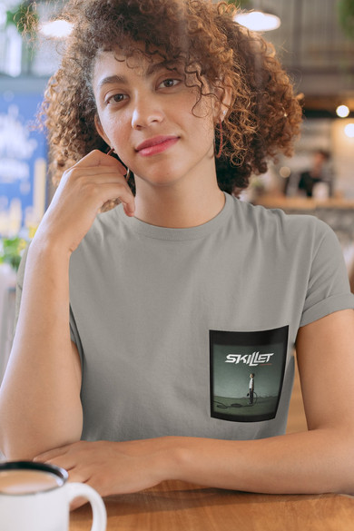 Koszulka z kieszonką Skillet