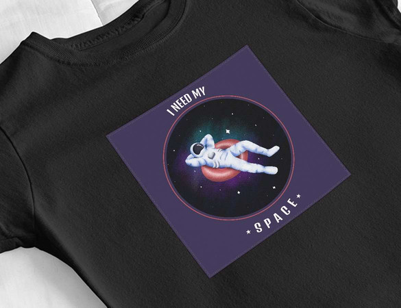 Bluzka damska z naszywką I need my space