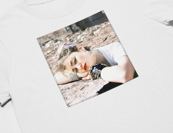 Koszulka z naszywką MADONNA young 01