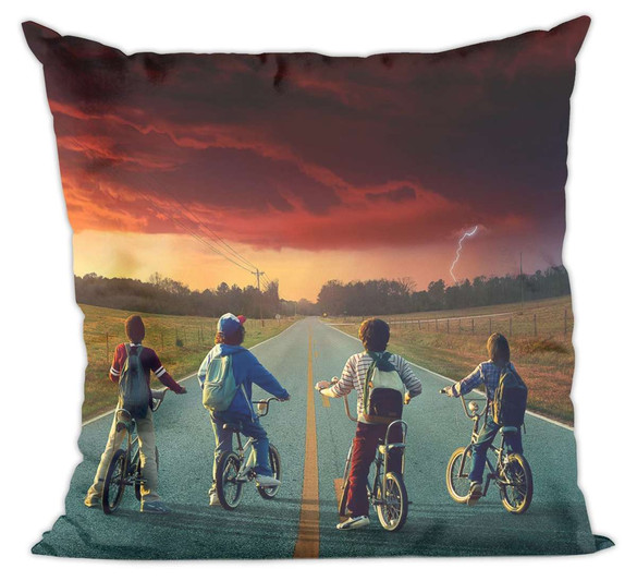 Poduszka Stranger Things squad 3