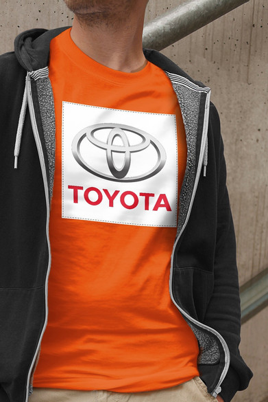 Koszulka z naszywką Toyota logo white