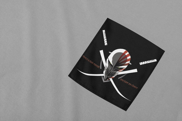 Koszulka z kieszonką  When it is dark...