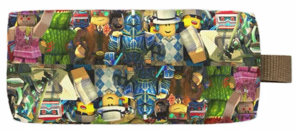 Piórnik szkolny prostokątny Roblox z tłumem postaci i imieniem – personalizowany