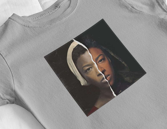 Bluzka damska z naszywką The Handmaid's Tale 04