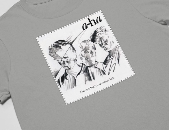 Koszulka z naszywką  A-HA  Living..