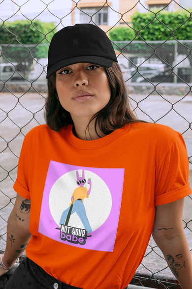 Koszulka z naszywką Not your baby