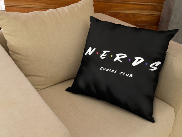 Poduszka Friends -NERDS
