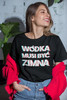 Koszulka Wódka MUSI być zimna + Twój napis