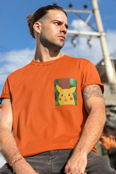 Koszulka z kieszonką PIKACHU MEM