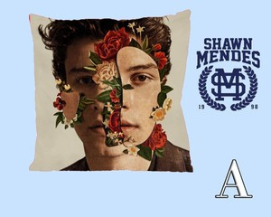 Poduszka SHAWN MENDES z Polski WZORY 40 x 40 cm