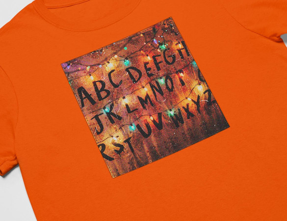 Koszulka z naszywką Stranger Things ABC