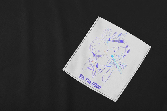 Koszulka z kieszonką SEE THE GOOD