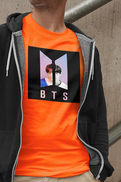 Koszulka z naszywką BTS SUGA