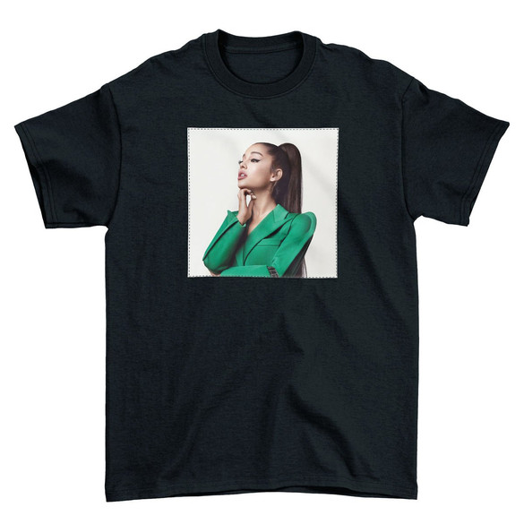  Koszulka z naszywką ARIANA GRANDE 01