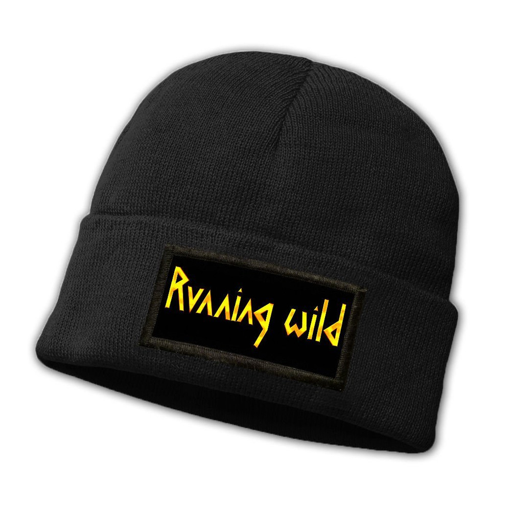Czapka zimowa z naszywką RUNNING WILD