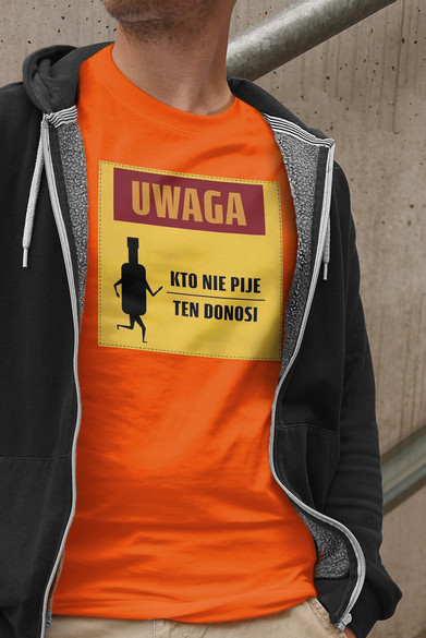 Koszulka z naszywką PRL- kto nie pije...