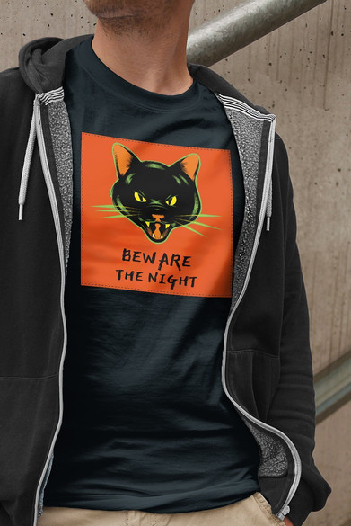 Koszulka z naszywką Beware the night